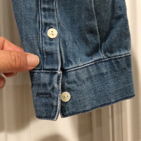 Universal Thread Classic Fit Denim Shirt - Picture 7 of 12